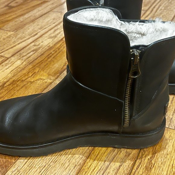 Ugg Leather Boots - Picture 4 of 9